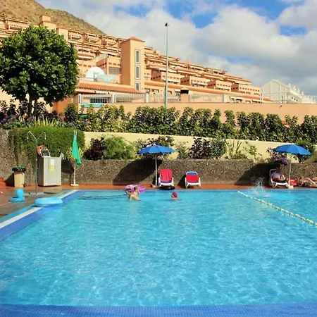 Castle Harbour 1 Bedroom Pool View C112